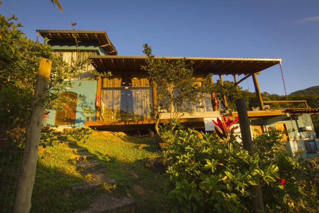 Haleiwa Chales E Suites - A Guest House Do Prumirim Ubatuba Eksteriør billede